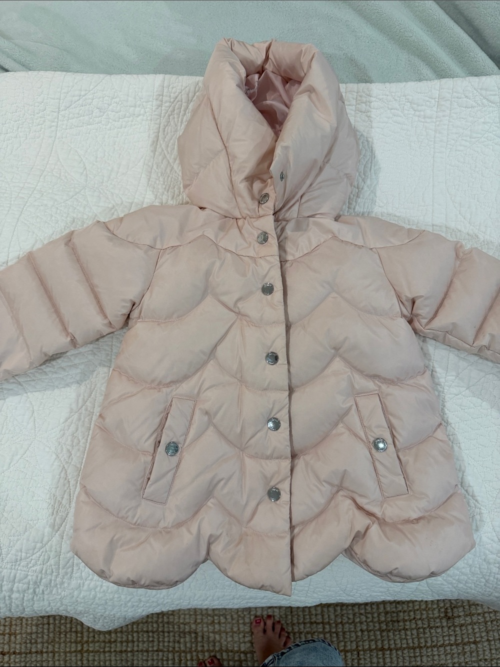 Jacadi Girls Pink Scalloped Puffer Coat with Hood
